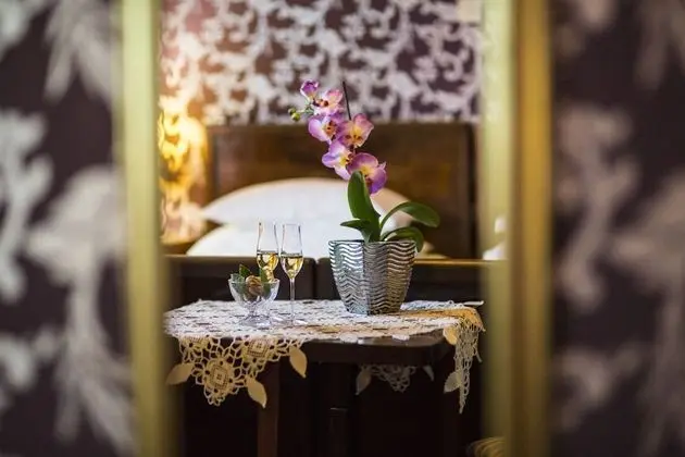 Standard Tek Büyük Yataklı Oda