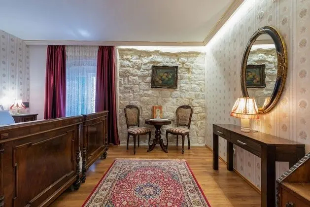 Standard Tek Büyük Yataklı Oda