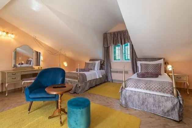 Standard Tek Büyük Yataklı Oda