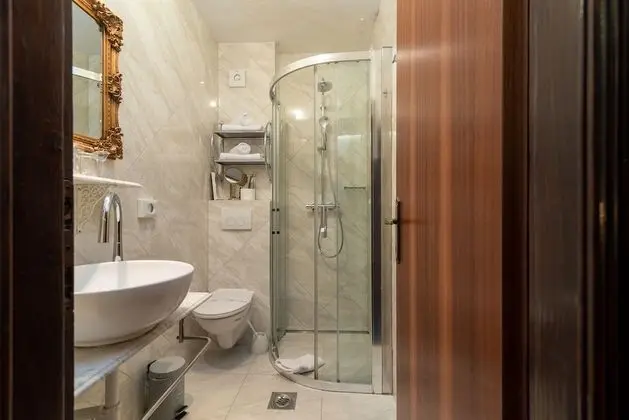 Standard Tek Büyük Yataklı Oda