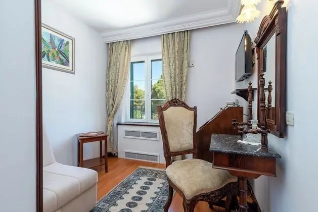 Superior Tek Büyük Yataklı Oda