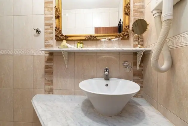 Superior Tek Büyük Yataklı Oda