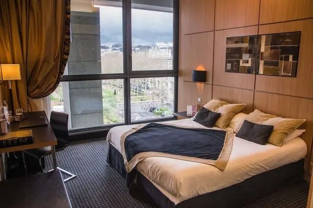 Comfort Tek Büyük veya İki Ayrı Yataklı Oda