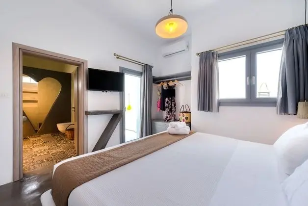Nereus Suite with Private Hot Tub