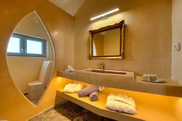 Nereus Suite with Private Hot Tub