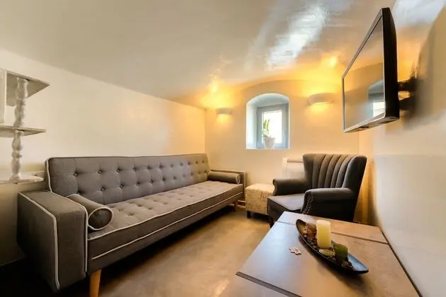 Thetis Suite with Private Hot Tub