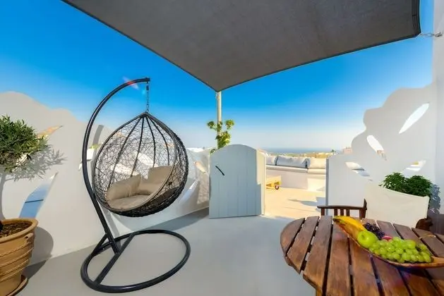 Thetis Suite with Private Hot Tub