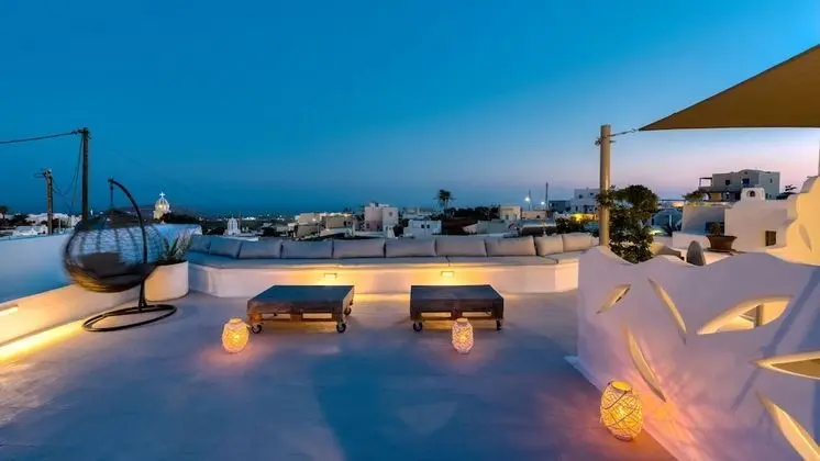 Thetis Suite with Private Hot Tub