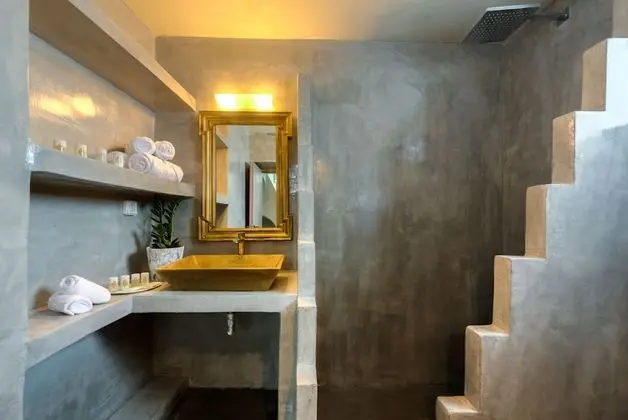 Thetis Suite with Private Hot Tub