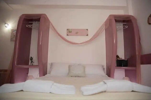 Standard Apart Daire (Dusty Pink)