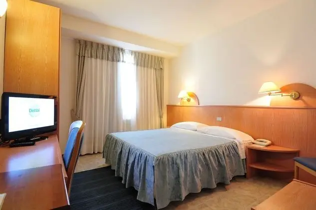 Economy Üç Kişilik Oda