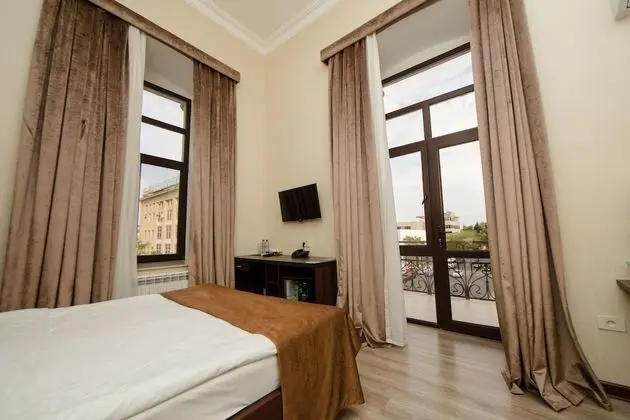 Junior Stüdyo Süit, 1 Büyük (Queen) Boy Yatak ve Çekyat, Balkon