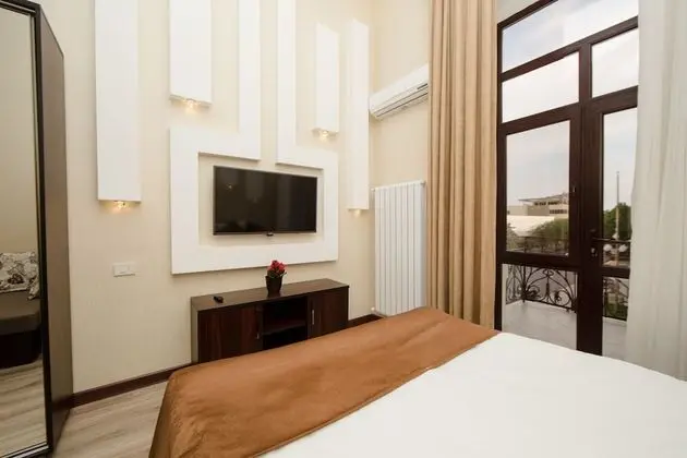 Junior Stüdyo Süit, 1 Büyük (Queen) Boy Yatak ve Çekyat, Balkon