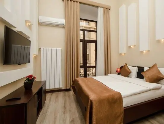 Junior Stüdyo Süit, 1 Büyük (Queen) Boy Yatak ve Çekyat, Balkon