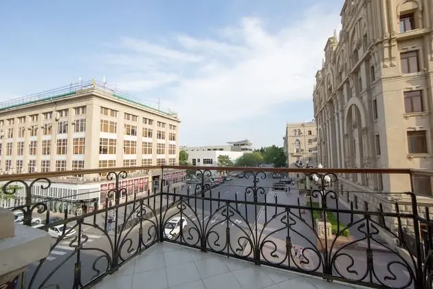 Junior Stüdyo Süit, 1 Büyük (Queen) Boy Yatak ve Çekyat, Balkon