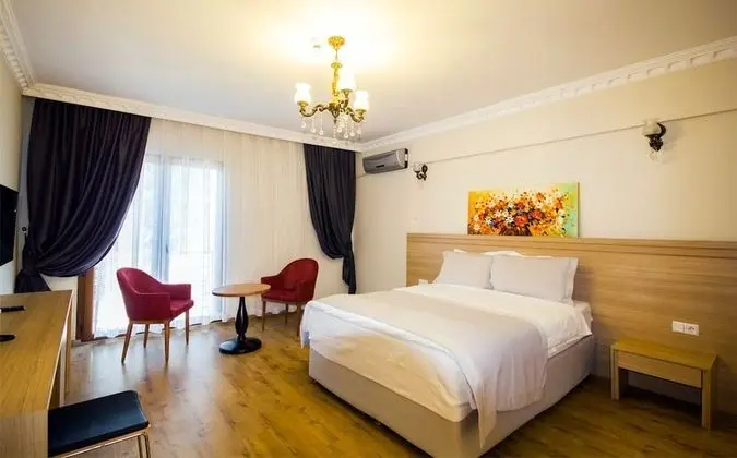 Standard Tek Büyük veya İki Ayrı Yataklı Oda