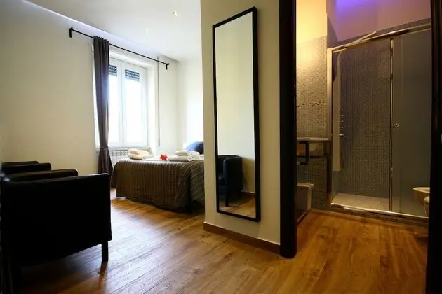 Deluxe Üç Kişilik Oda