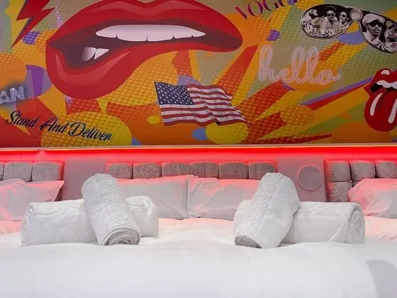 Deluxe Apart Daire, Banyolu/Duşlu, Şehir Manzaralı (80's Cocktail Room)