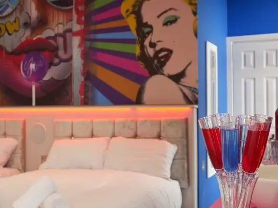Deluxe Apart Daire, Banyolu/Duşlu, Şehir Manzaralı (80's Cocktail Room)