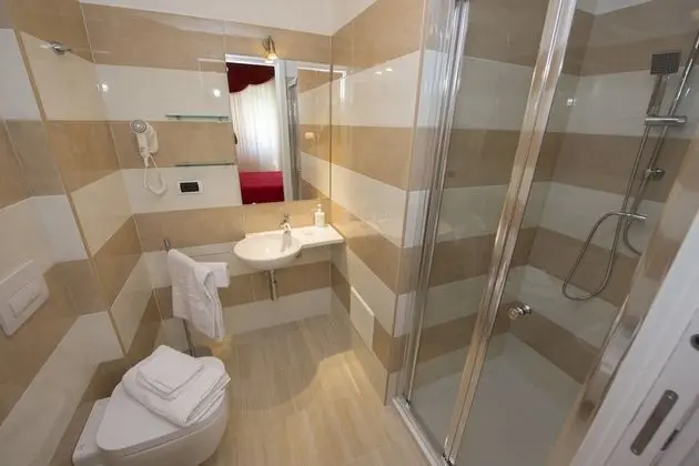 Tek Büyük Yataklı Oda, Teras