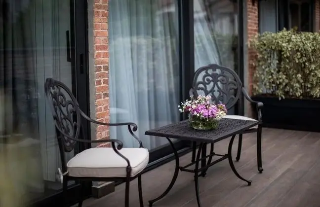 Superior Suite With Balcony