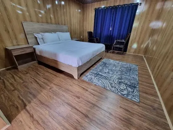Basic Tek Büyük Yataklı Oda