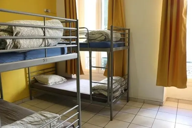 Ortak Ranzalı Oda (4 lits/beds - WC Int.)