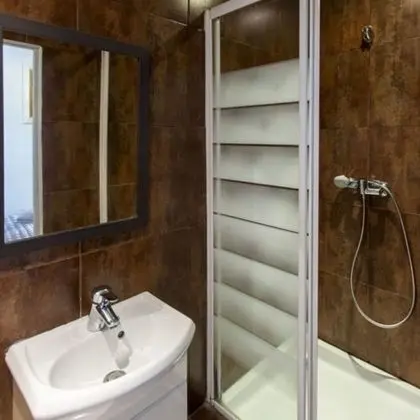 Ortak Ranzalı Oda (4 lits/beds - WC Int.)