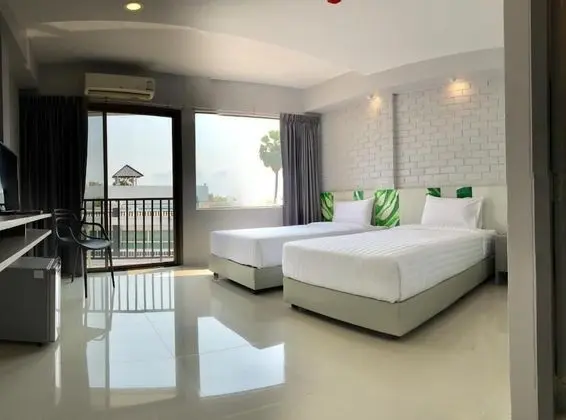 Deluxe Double or Twin Room with Sea View