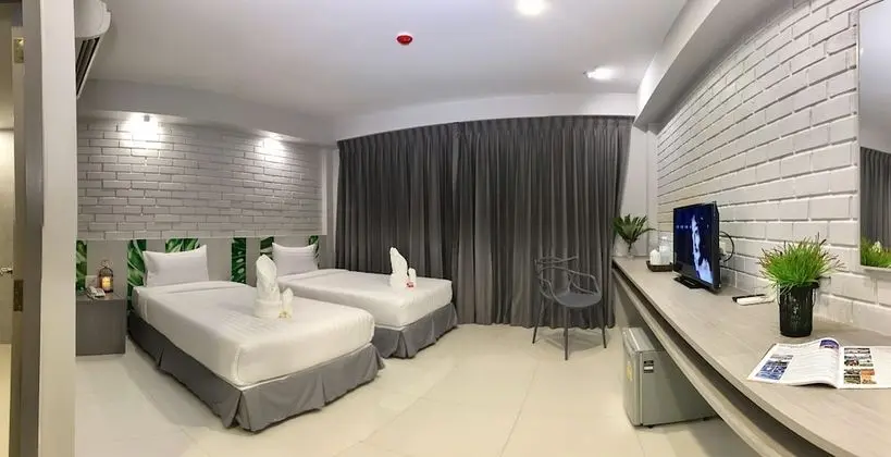 Standard Twin Room