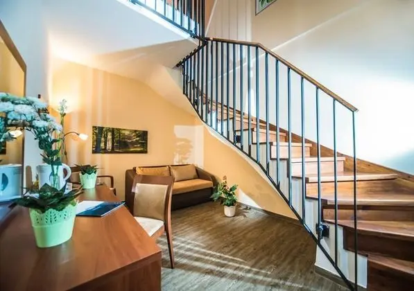 Mezzanin Apartment with balcony