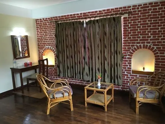 Deluxe Tek Büyük veya İki Ayrı Yataklı Oda, Bahçe Manzaralı