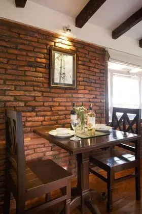 Classic Çatı Katı Süiti (Penthouse), 1 Büyük (Queen) Boy Yatak, Avlu Manzaralı