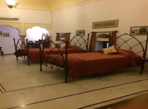 Suite Room