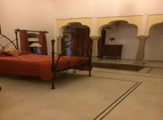 Suite Room