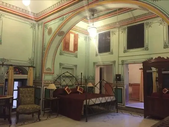 Suite Room
