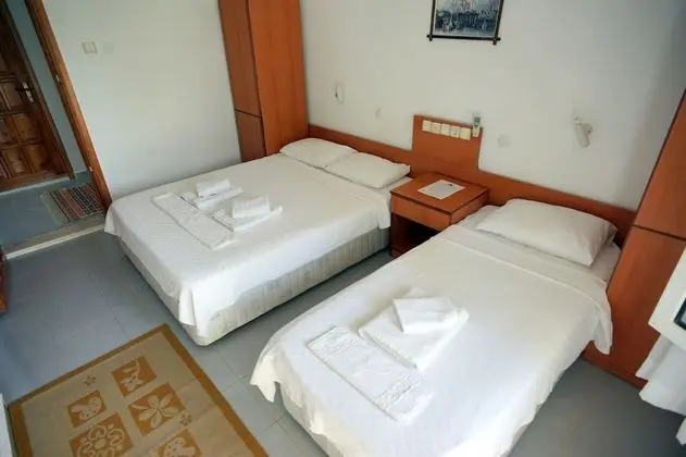 Standard Üç Kişilik Oda