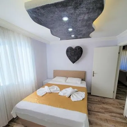 Apartment, Deniz ve Dağ Manzaralı, Jakuzili