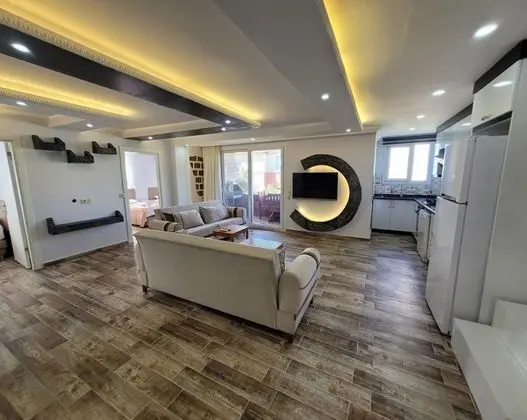 Apartment, Deniz ve Dağ Manzaralı, Jakuzili