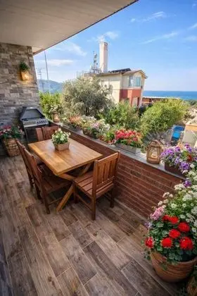 Apartment, Deniz ve Dağ Manzaralı, Jakuzili