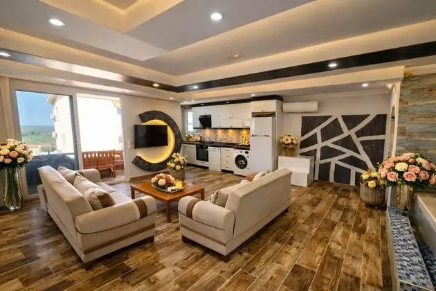 Apartment, Deniz ve Dağ Manzaralı, Jakuzili