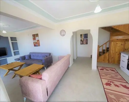 Villa, Deniz Manzaralı, Havuzlu