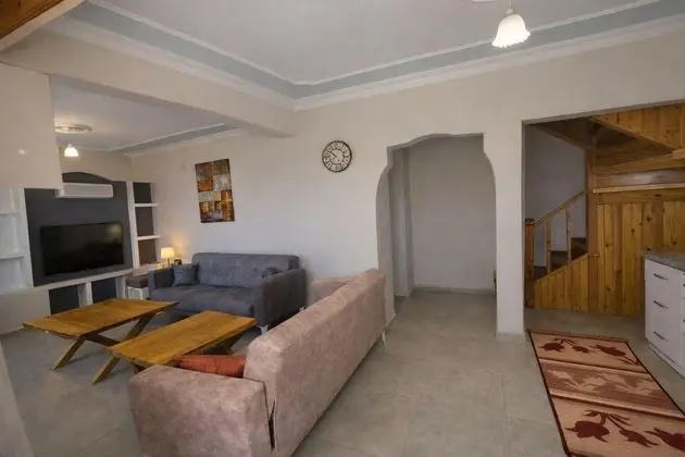 Villa, Deniz ve Dağ Manzaralı, Havuzlu