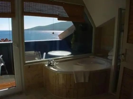King Suite with Whirlpool