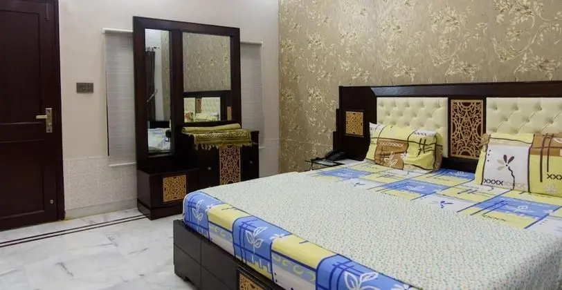 Deluxe Tek Büyük veya İki Ayrı Yataklı Oda