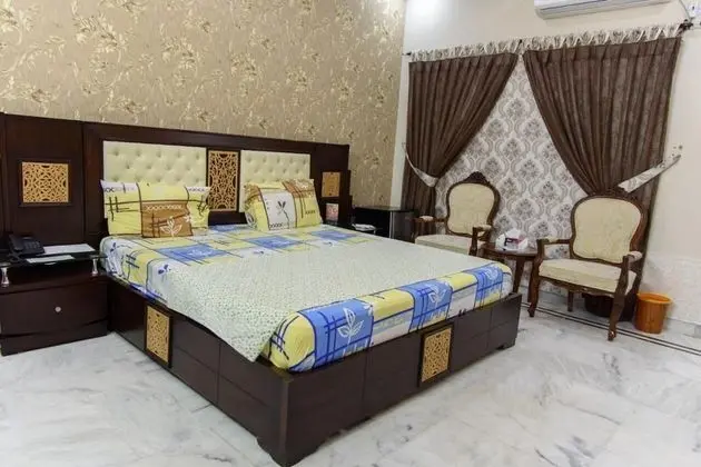 Deluxe Tek Büyük veya İki Ayrı Yataklı Oda