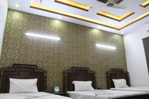 Deluxe Üç Kişilik Oda