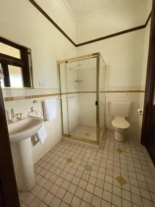 Premium Tek Büyük Yataklı Oda (Main Room)