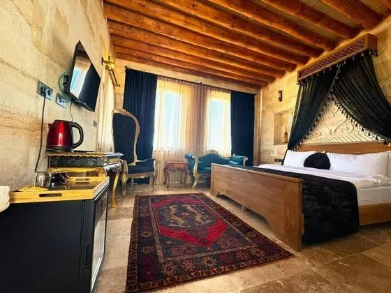 King Suite, Vadi Manzaralı, Şömineli ve Jakuzili