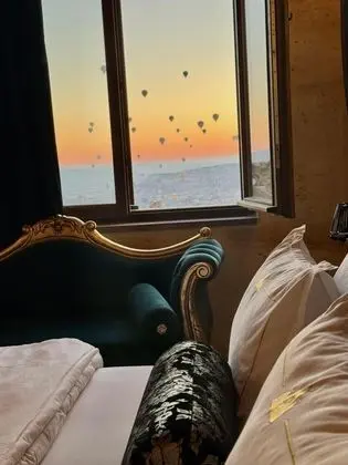 King Suite, Vadi Manzaralı, Şömineli ve Jakuzili